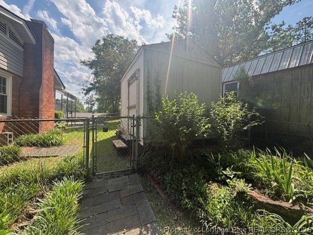 6470 Freeport Road, Fayetteville, NC 28303