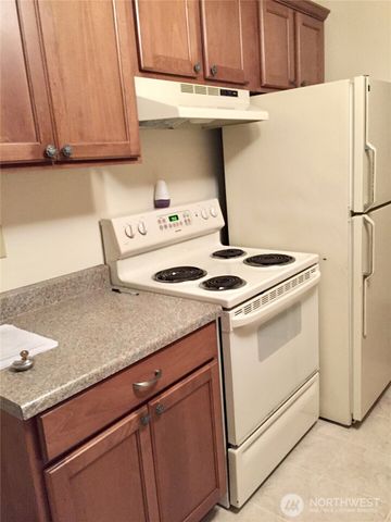 328 Burnett Avenue N, Renton, WA 98057