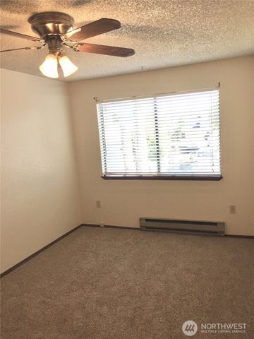 328 Burnett Avenue N, Renton, WA 98057