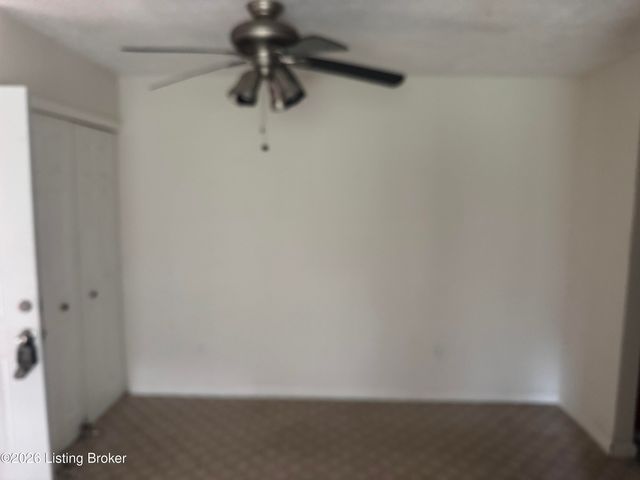 3504 Lodge Ln APT 129, Louisville, KY 40218