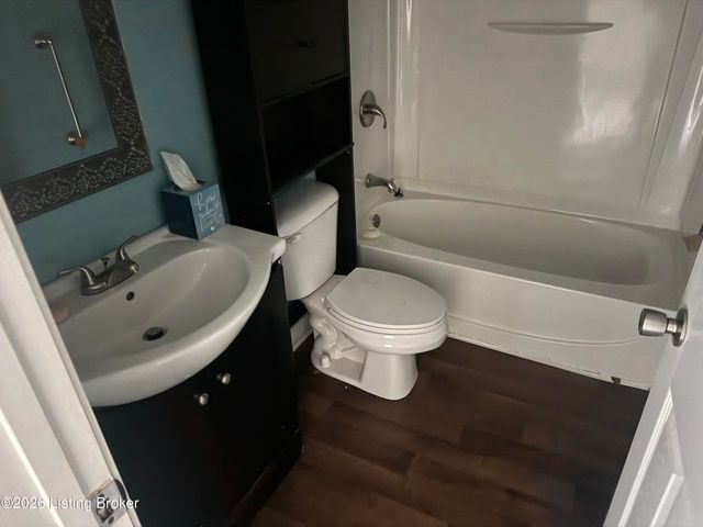 3504 Lodge Ln APT 129, Louisville, KY 40218