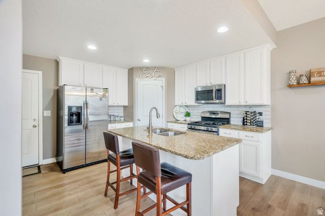13047 S PADSTOW LN, Herriman, UT 84096