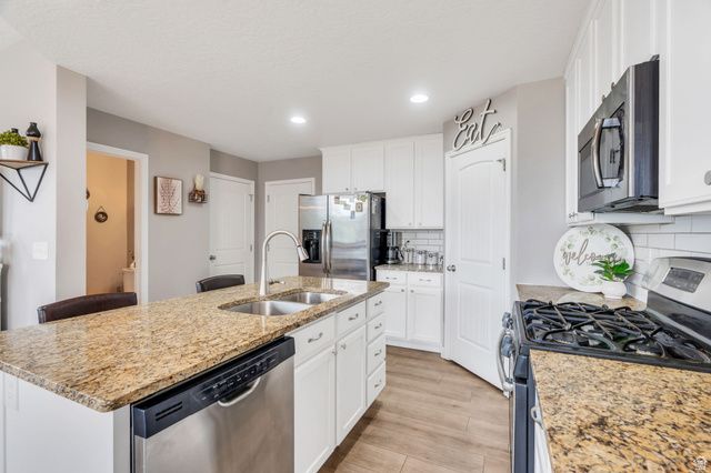 13047 S PADSTOW LN, Herriman, UT 84096