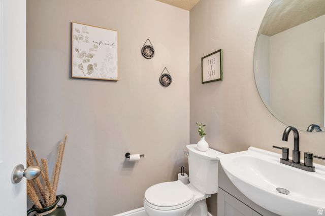 13047 S PADSTOW LN, Herriman, UT 84096