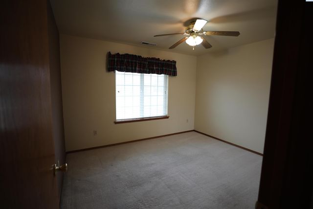 8722 W Bonnie Ave, Kennewick, WA 99336