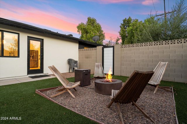 3802 E PICCADILLY Road, Phoenix, AZ 85018