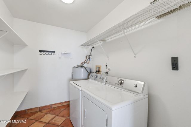 967 W Lyman Lane, Tucson, AZ 85704