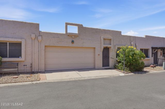967 W Lyman Lane, Tucson, AZ 85704