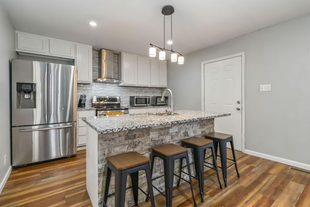 103 W Limestone Street, Somerset, KY 42501