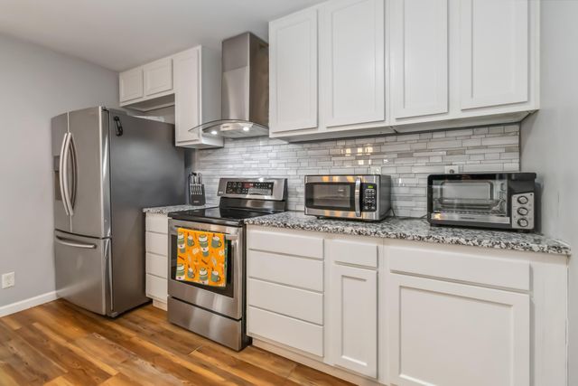 103 W Limestone Street, Somerset, KY 42501