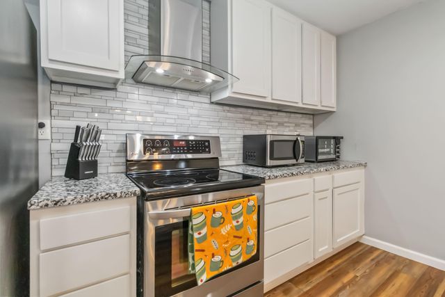 103 W Limestone Street, Somerset, KY 42501