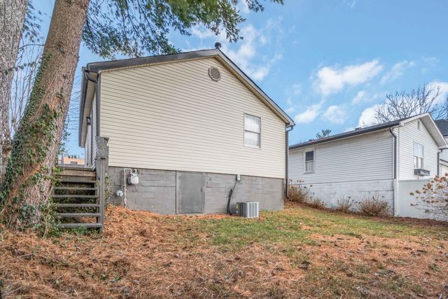 103 W Limestone Street, Somerset, KY 42501