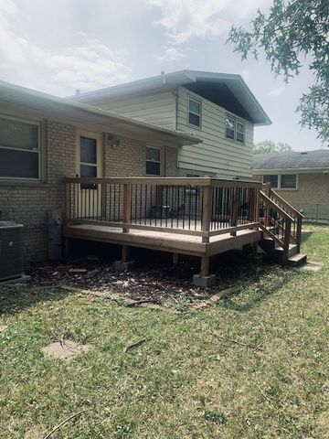 22904 Valley Drive, Richton Park, IL 60471