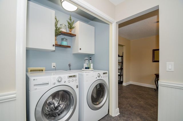 7762 Pine Center Drive, Houston, TX 77095