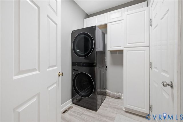 102 Redbird Dr, Chester, VA 23836