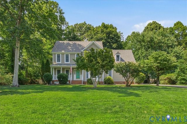 102 Redbird Dr, Chester, VA 23836