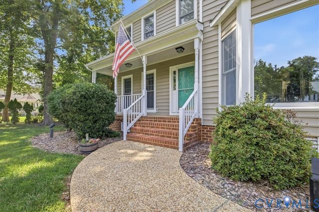 102 Redbird Dr, Chester, VA 23836