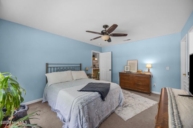 2731 Country Club Drive, Hampstead, NC 28443