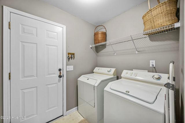 2731 Country Club Drive, Hampstead, NC 28443