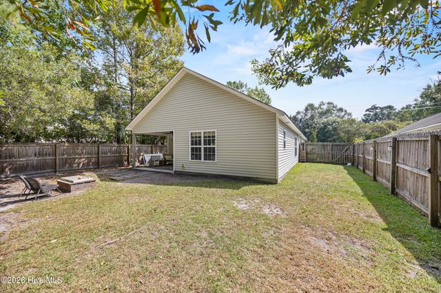 2731 Country Club Drive, Hampstead, NC 28443
