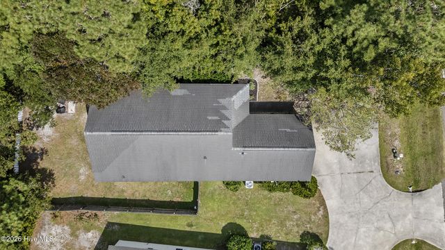 2731 Country Club Drive, Hampstead, NC 28443