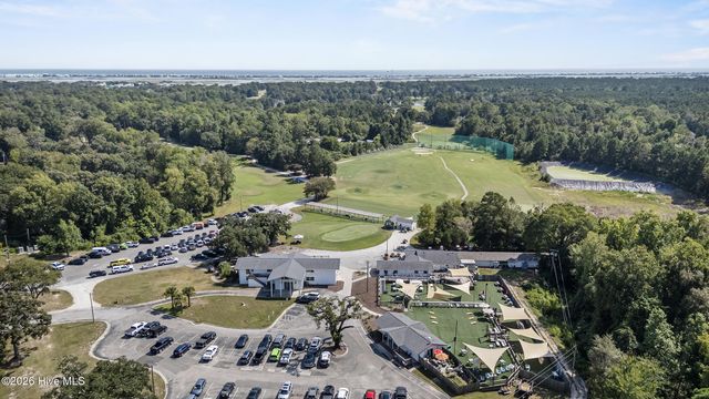 2731 Country Club Drive, Hampstead, NC 28443