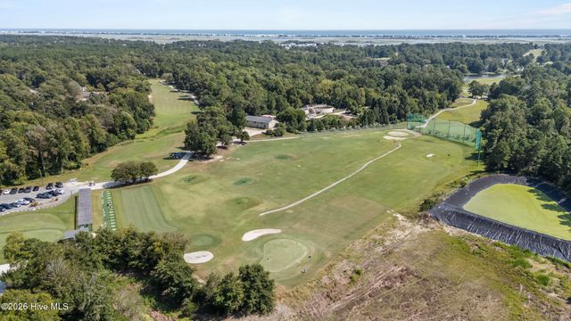 2731 Country Club Drive, Hampstead, NC 28443