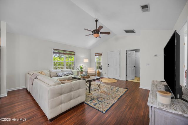 2731 Country Club Drive, Hampstead, NC 28443
