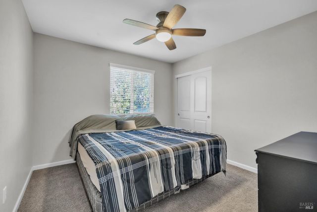 2042 Hamstead Ct, Vacaville, CA 95687