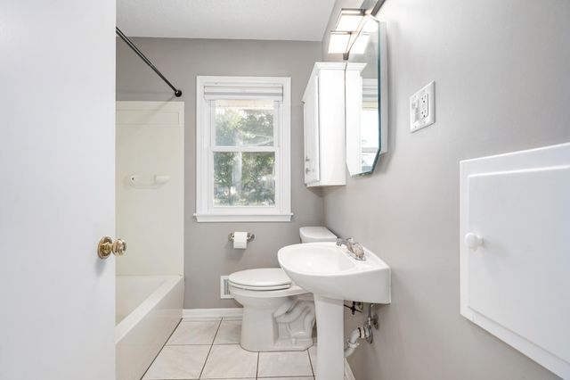 655 57th Avenue NE, Fridley, MN 55432