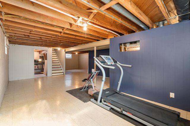 655 57th Avenue NE, Fridley, MN 55432