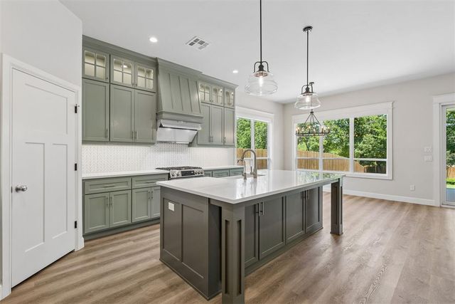 4321 NE 125th Court, Edmond, OK 73013