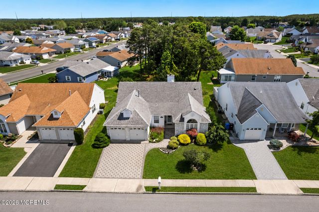 50 Stockport Drive, Toms River, NJ 08757