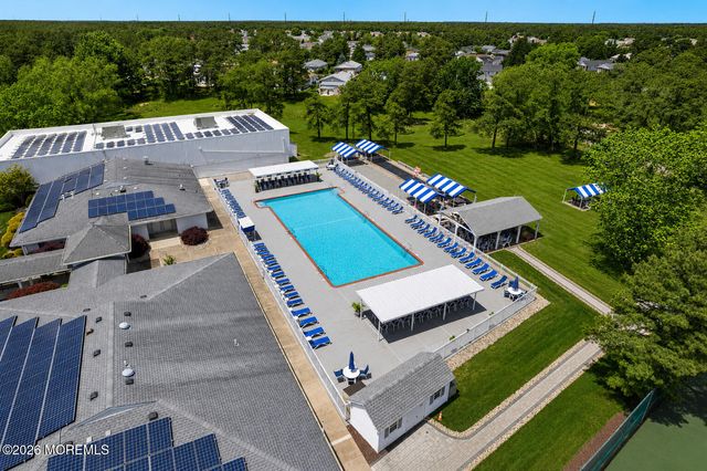 50 Stockport Drive, Toms River, NJ 08757