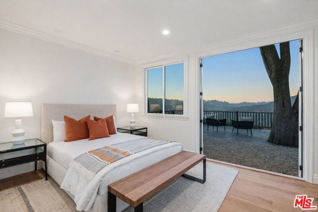 1900 Bel Air Road, Los Angeles, CA 90077