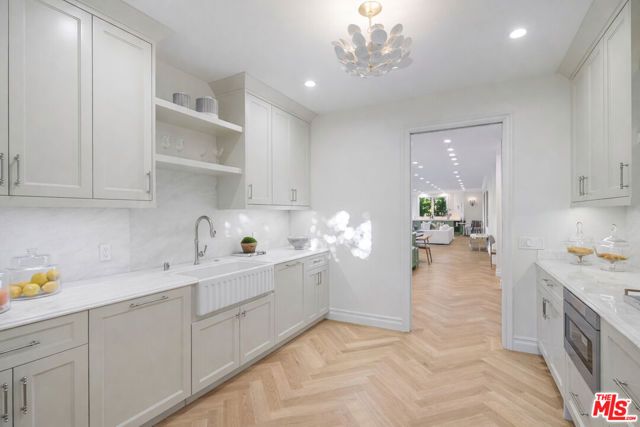 1900 Bel Air Road, Los Angeles, CA 90077