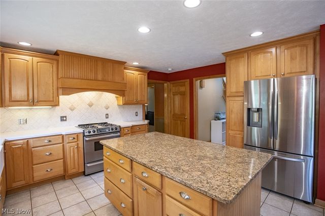 3815 W Sweet Briar Drive, Medina, OH 44256