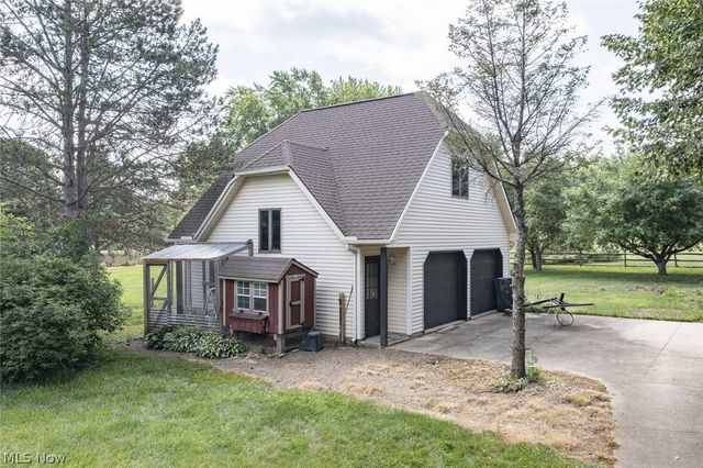 3815 W Sweet Briar Drive, Medina, OH 44256