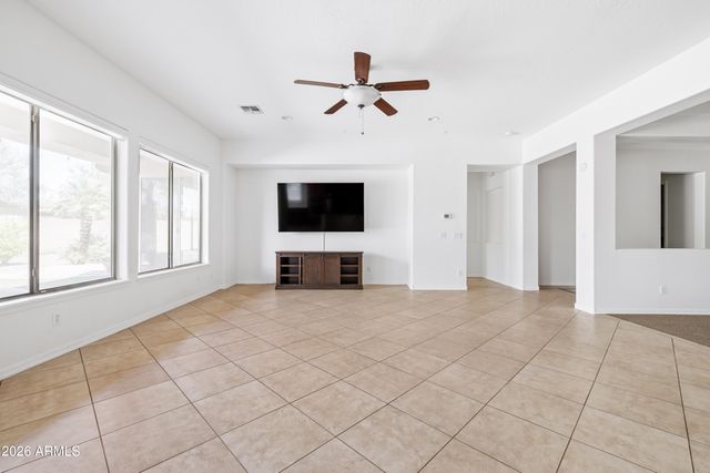 372 W ASTER Drive, Chandler, AZ 85248