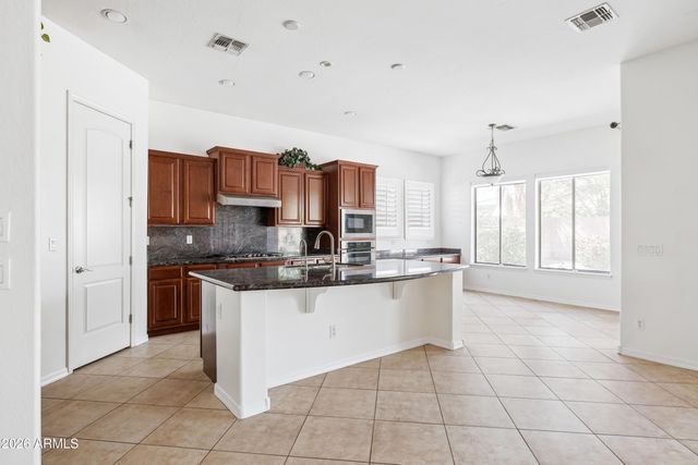 372 W ASTER Drive, Chandler, AZ 85248