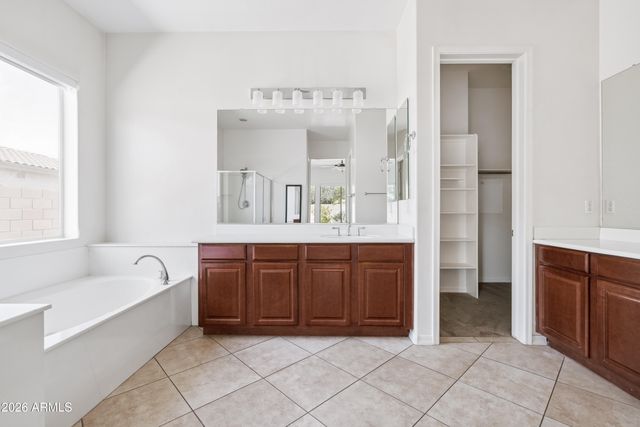 372 W ASTER Drive, Chandler, AZ 85248