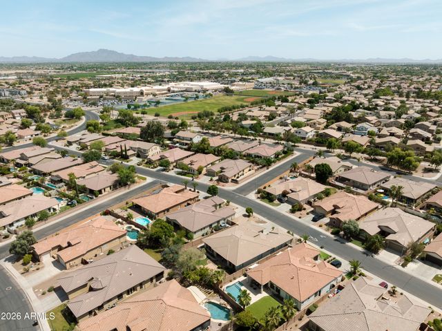 372 W ASTER Drive, Chandler, AZ 85248