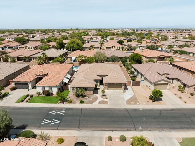 372 W ASTER Drive, Chandler, AZ 85248