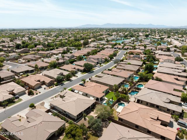 372 W ASTER Drive, Chandler, AZ 85248