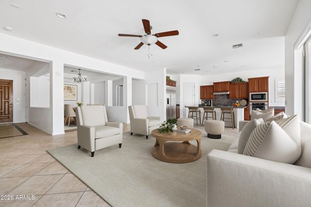 372 W ASTER Drive, Chandler, AZ 85248