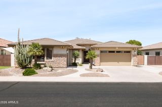 372 W ASTER Drive, Chandler, AZ 85248
