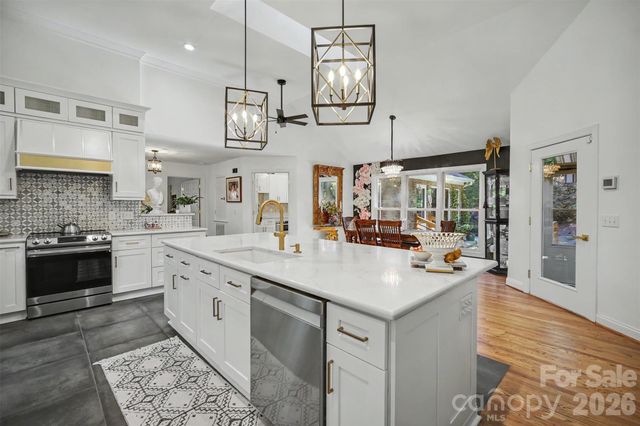 9701 Deer Run Road, Waxhaw, NC 28173