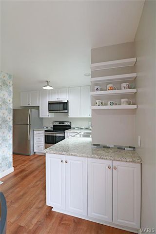 410 Woodland Hill Court, Manchester, MO 63021