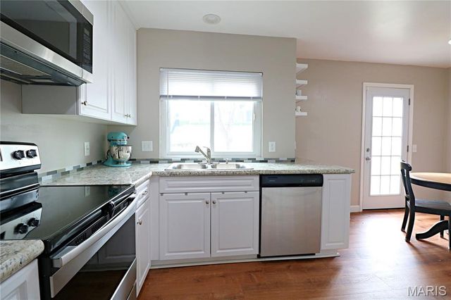 410 Woodland Hill Court, Manchester, MO 63021