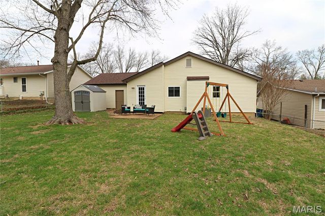 410 Woodland Hill Court, Manchester, MO 63021